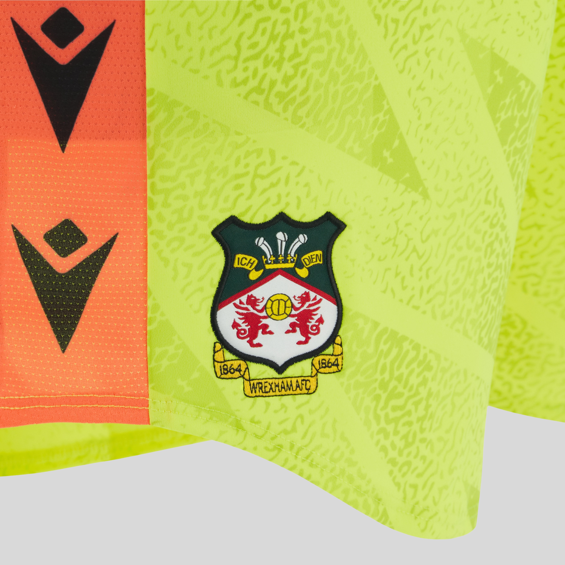 26/27 GK Home Shorts