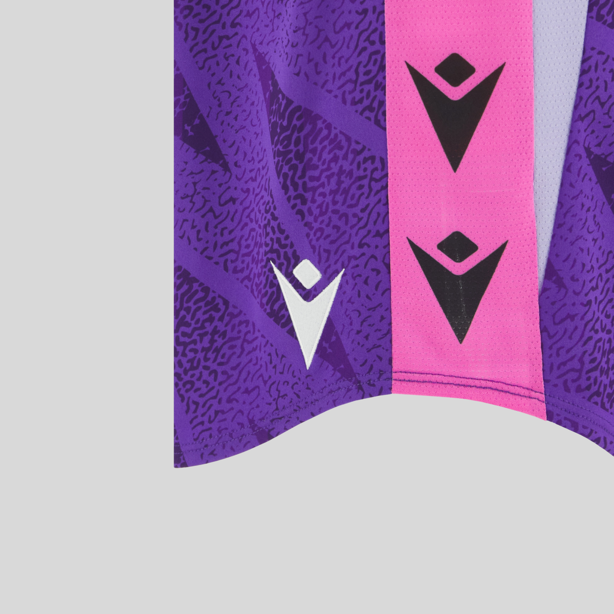 26/27 GK Third Shorts