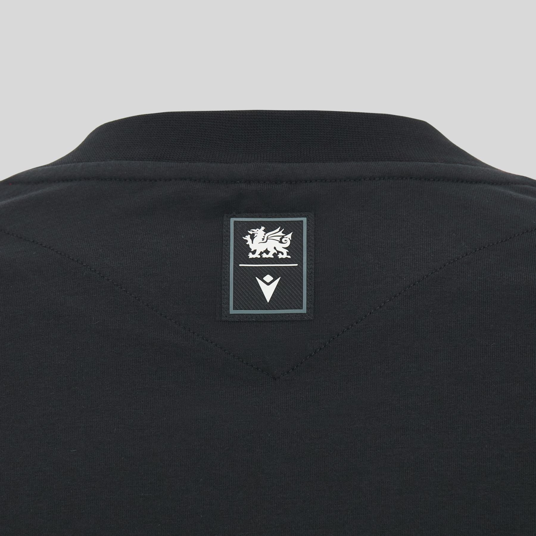 26/27 Women's Travel T-Shirt