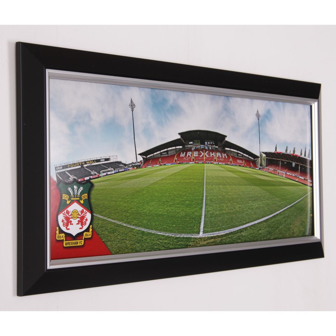 Print Panoramig wedi'i Fframio 30x11.64" - Llinell Ganol Wrecsam