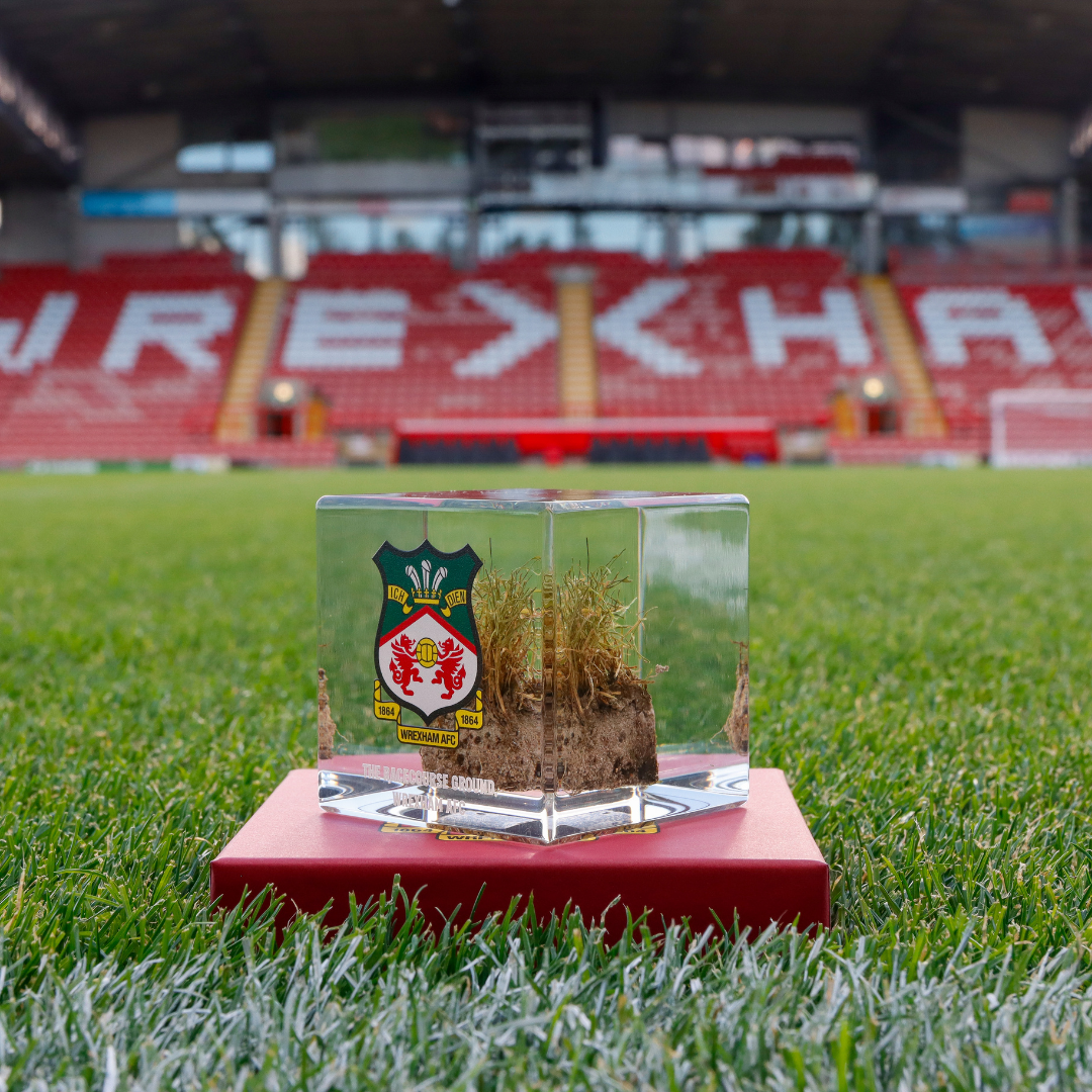 Turf Cube - Full Crest