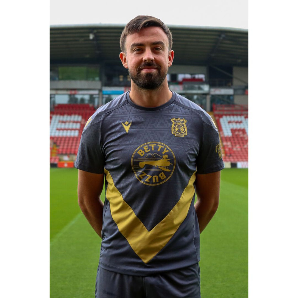 Goku Training Shirt (Gold)