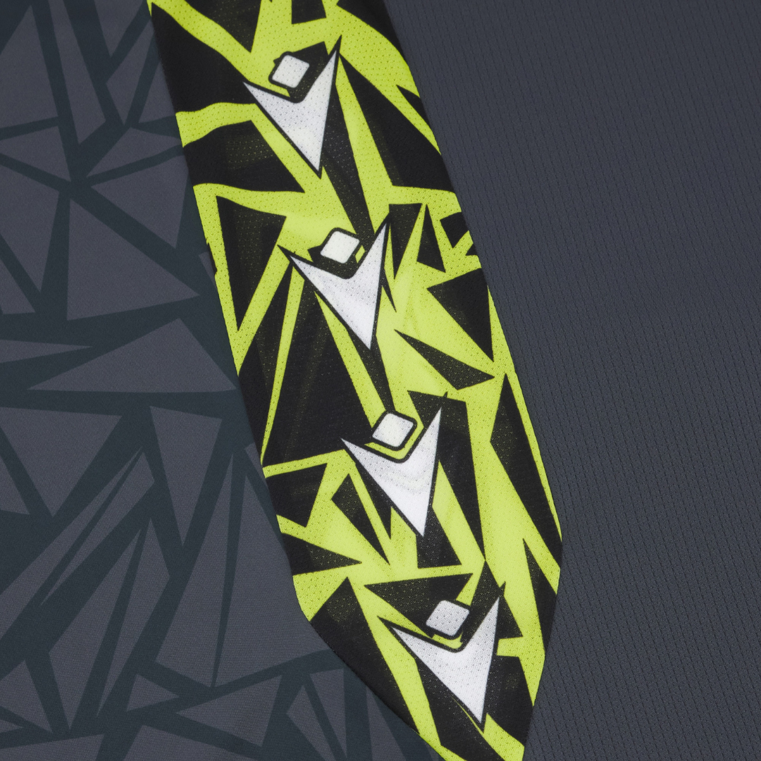 Wrexham AFC 2025/26 Authentic Third Goalkeeper Shirt