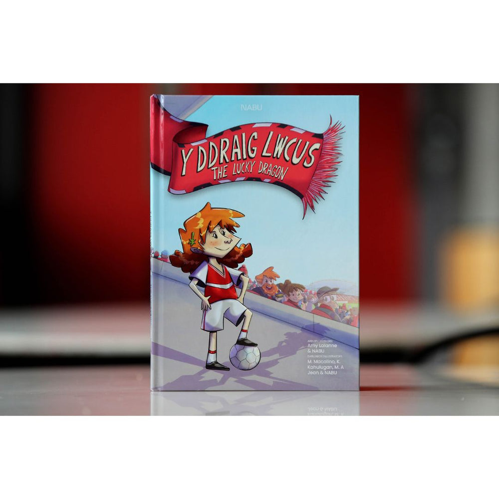 Y Ddraig Lwcus (The Lucky Dragon) Children's Book